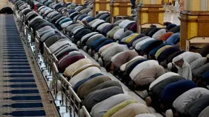 IN PHOTOS: Pakistan gears up for Ramadan with faith and festivity