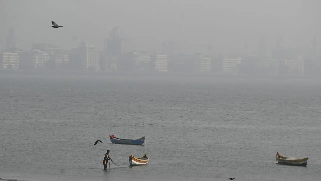IN PHOTOS: Smog blankets parts of Mumbai as air quality dips to 134