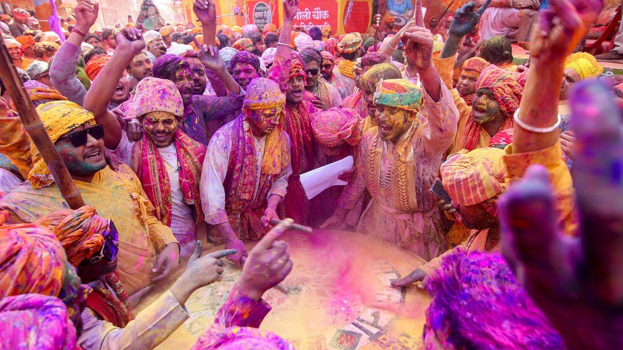 <p>The ancient town of Barsana comes alive in a burst of colour and tradition as Lathmar Holi celebrations kick off the Holi season in the Braj region</p> <p>The ancient town of Barsana comes alive in a burst of colour and tradition as Lathmar Holi celebrations kick off the Holi season in the Braj region</p>