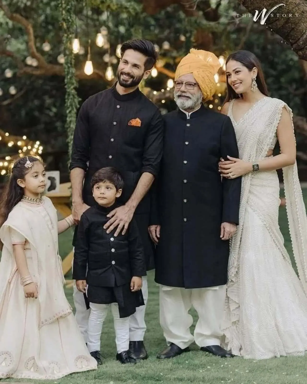 Despite strained relation, he shares close bond with dad pankaj Kapur and is seen at family gatherings with him. They even worked togetehr in Jersey.