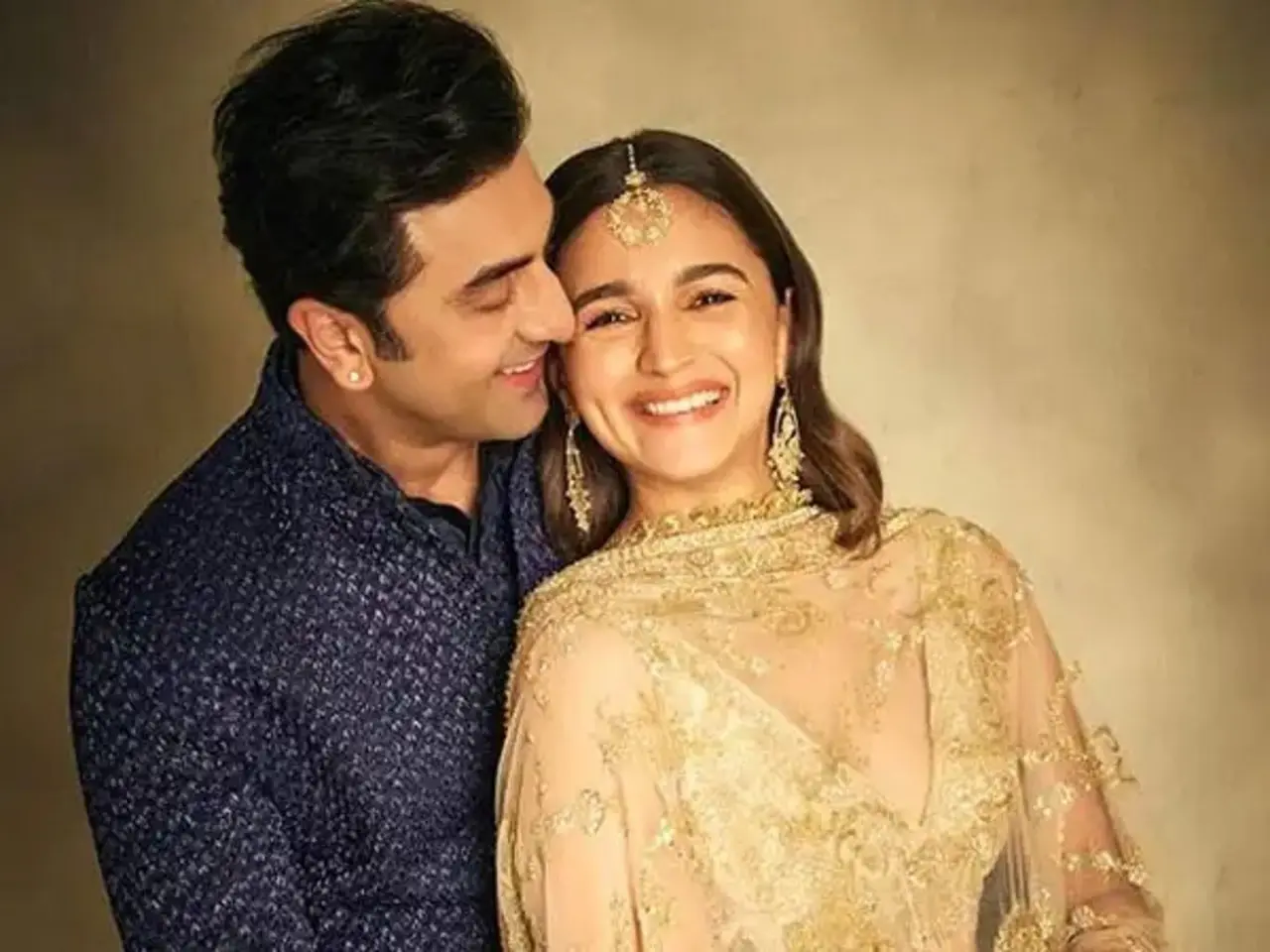 Alia Bhatt
The Bollywood star married her boyfriend and actor Ranbir Kapoor on April 14, 2022. Alia was 29 years old when she got married and welcomed her baby as well before she turned 30