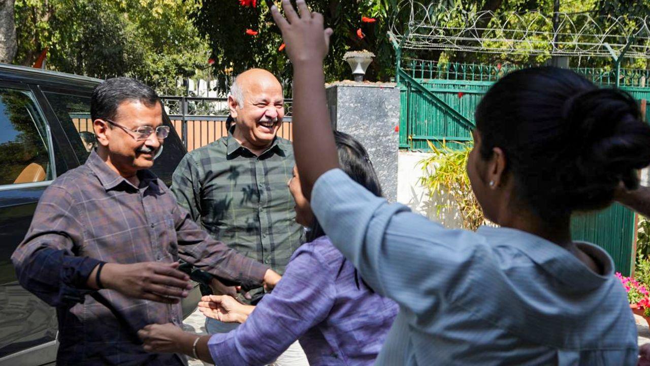 Following his discharge by the Rouse Avenue Court in the Delhi Excise Policy case, former Delhi Chief Minister Arvind Kejriwal was warmly welcomed by his family upon his arrival at his residence