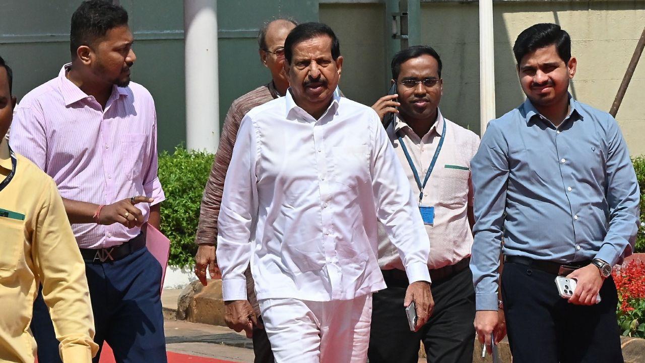 Cabinet Minister for Forest Ganesh Naik was also seen at the Vidhan Bhavan during the ongoing Maharashtra Budget Session 2026