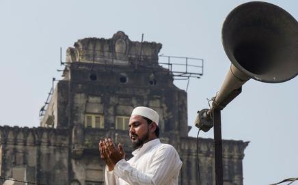 A man offers prayers on the first Friday of Ramzan at Tipu Sultan Masjid, in Kolkata. Pic/PTI