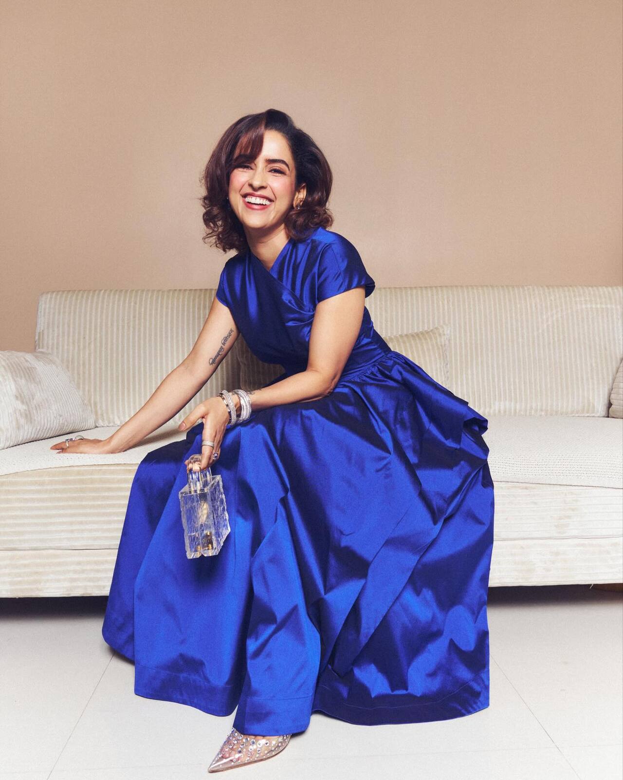 The look was polished yet playful, proof that statement dressing doesn’t need excess. No drama. Just immaculate styling.