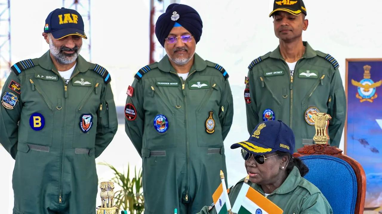 According to the Indian Air Force (IAF), the helicopter took off from the Jaisalmer Air Force Station after the president was briefed by the captain