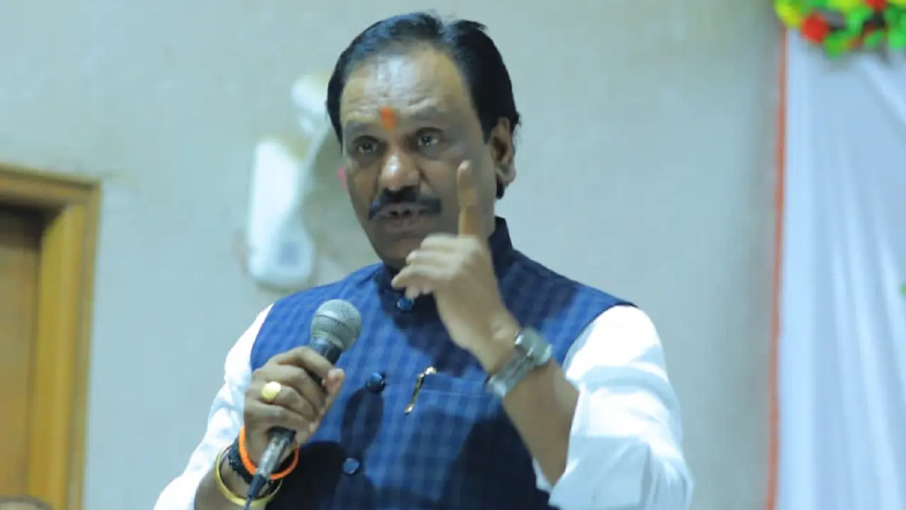 Shiv Sena MP Bhumre denies land row, plans defamation suit against Danve