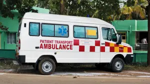 Palghar: Ambulance abandons body midway, family carries it on cloth stretcher