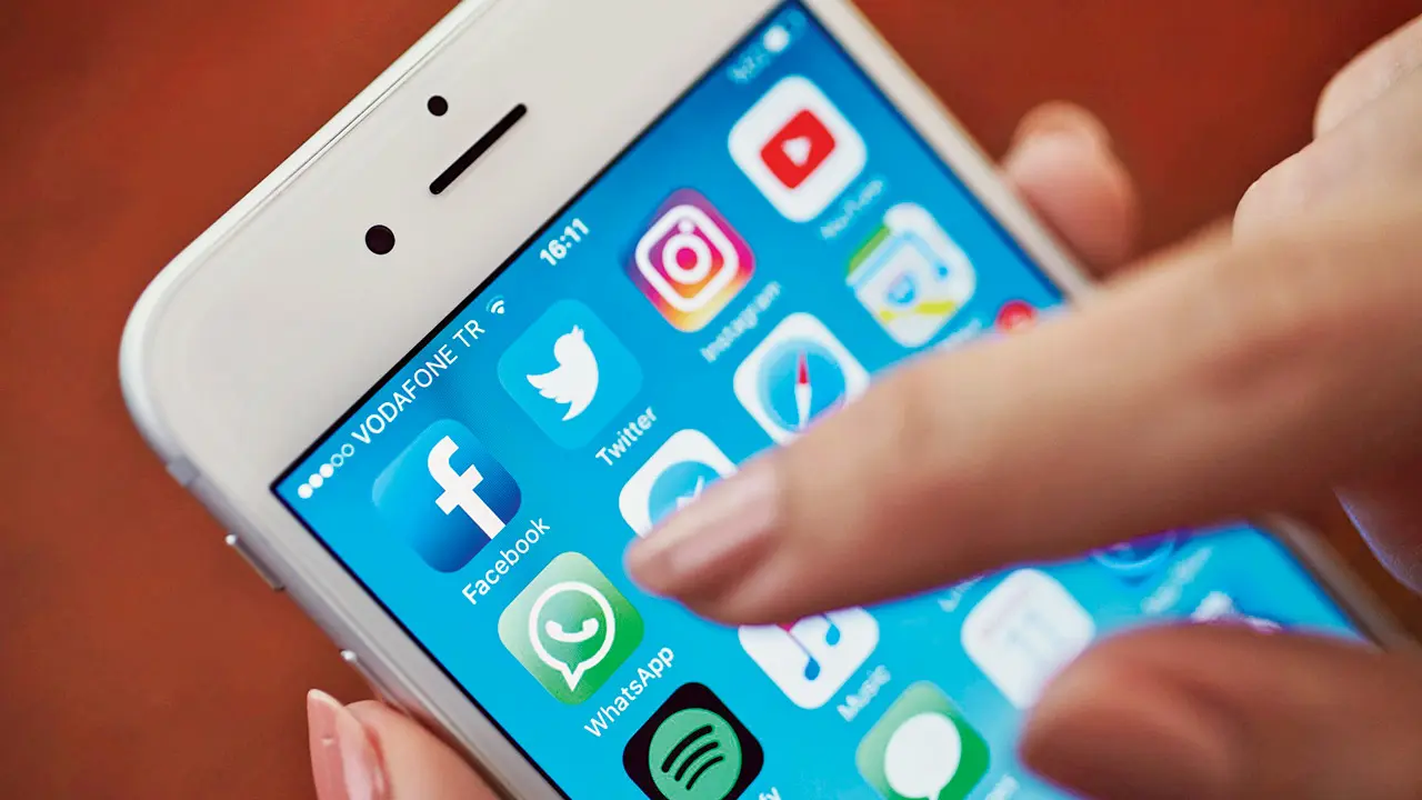 Malad homemaker loses Rs 12 lakh in ‘digital arrest’ scam