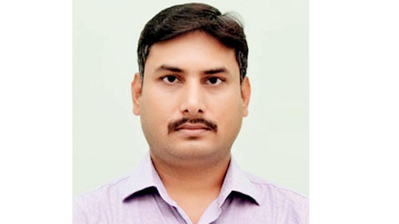 Govind Pal, journalist