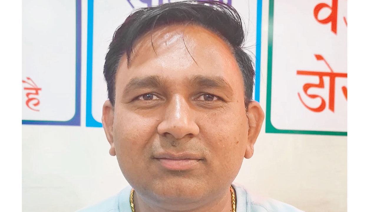 Sunny Pandey, sales professional and daily commuter