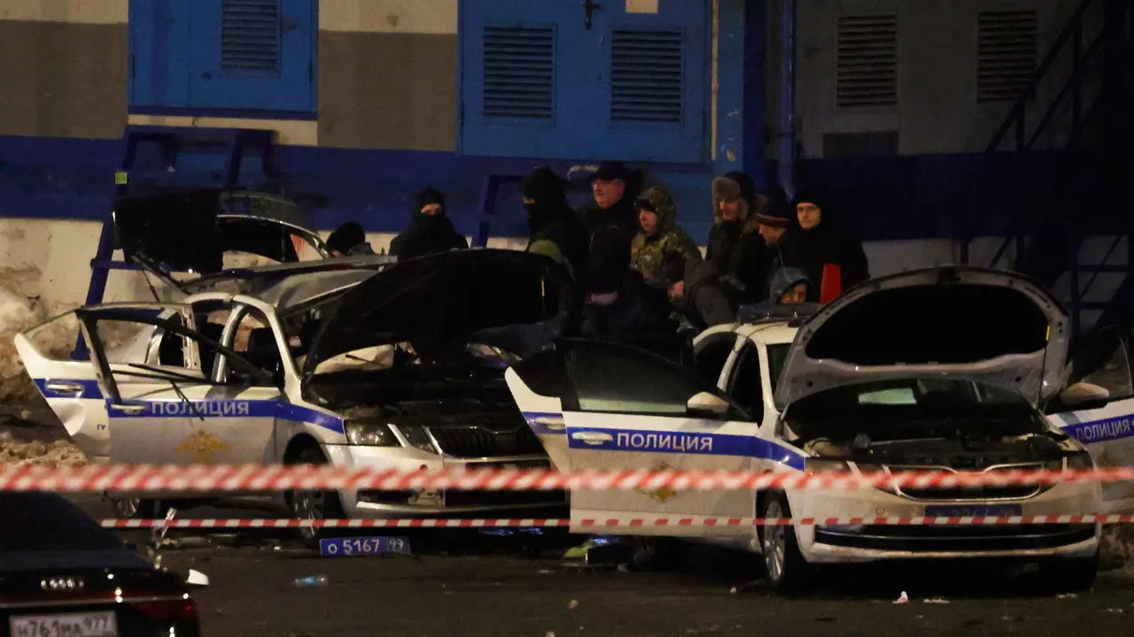 Russia: Explosion near Moscow train station kills officer, attacker dead