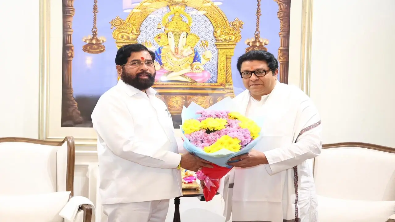 Raj Thackeray visits Eknath Shinde's house, fuelling fresh political speculation