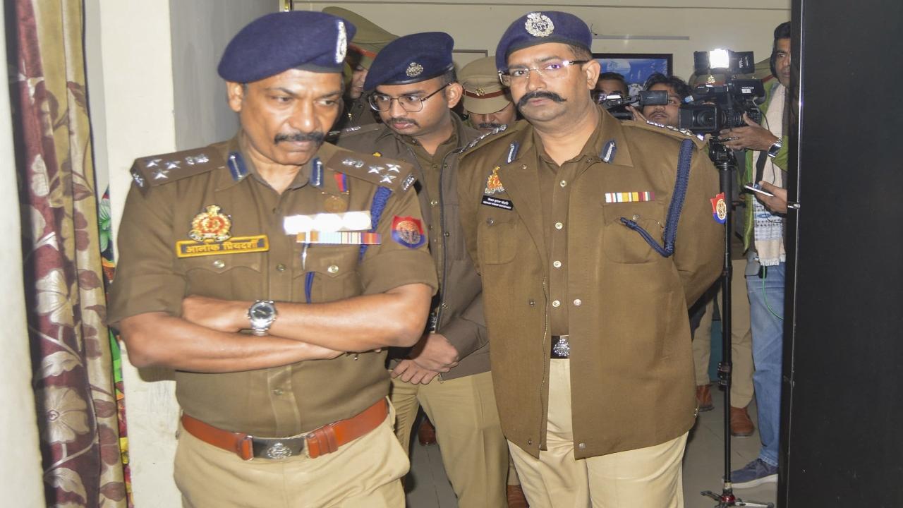 3 Ghaziabad sisters die by suicide; cops suspect phone and online game addiction