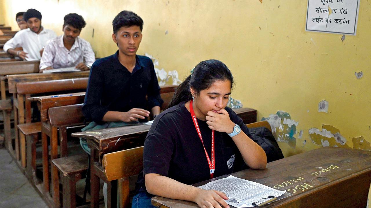 At Podar College in Matunga, emotions ran high as students gathered early in the morning, clutching notes and offering silent prayers before stepping into the examination halls