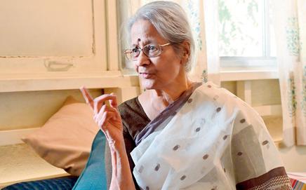 Shanta Gokhale at her residence in Shivaji Park. Pic/Sayyed Sameer Abedi