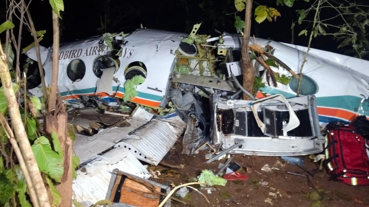 The aircraft took off from Ranchi airport at 7.11 pm and went missing around 7.30 pm. It lost contact with the air traffic control about 20 minutes after departure, he said.