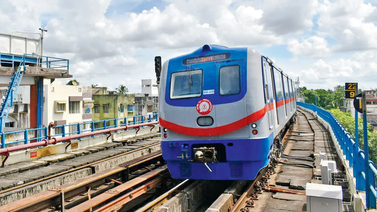 Kolkata Metro launches India’s first battery backup system on Blue Line