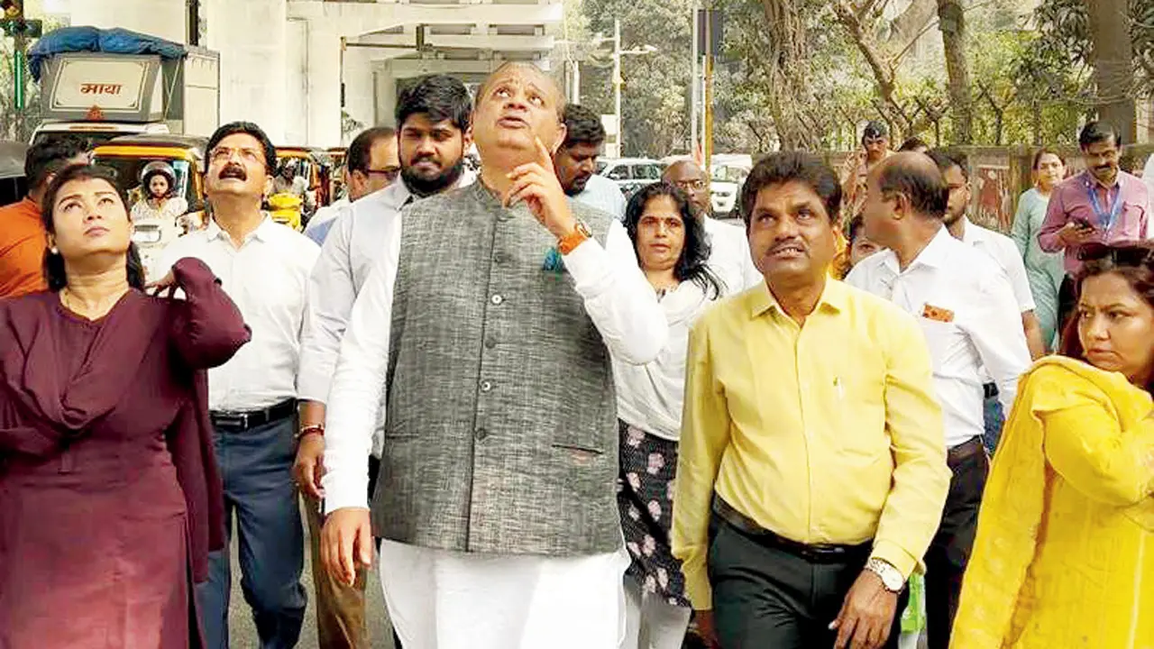 Mulund BJP MLA Mihir Kotecha (in Nehru jacket) inspects the site along with MMRDA and civic officials