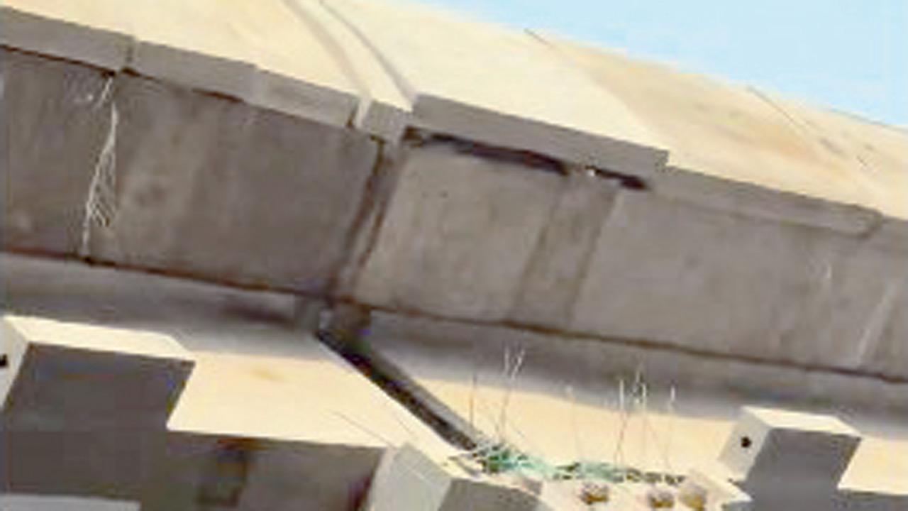 Mumbai: Fresh safety fears over Metro 4 Green Line after Mulund slab collapse