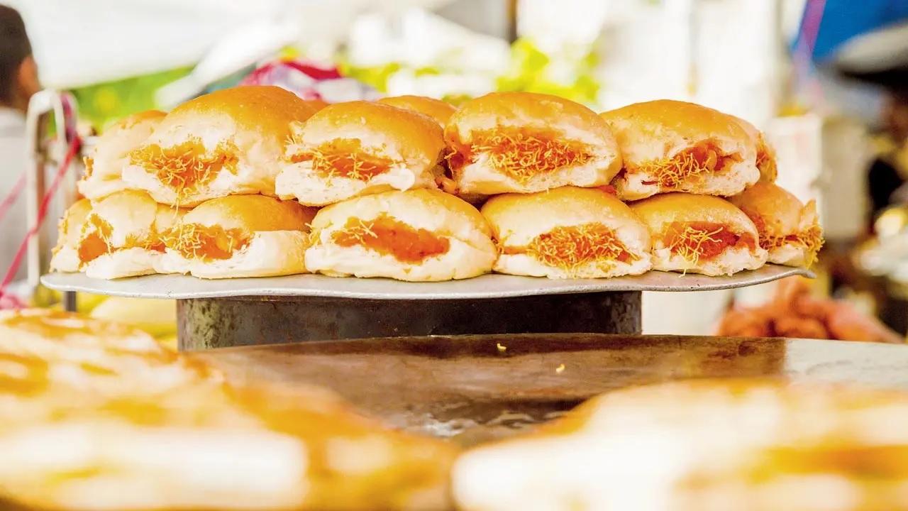 More than Vada Pav!Discover Mumbai’s most-loved flavours, inspired by the bustling lanes of the city in the 1st edition of Mumbai Street Stories with curated flavours, live counters, and immersive entertainment. Come and fall in love with the city all over again! 
WHERE: Fiona by Radisson Blu, MarolWHEN: February 13th to 22ndPRICE: Rs 2899TO BOOK: district.in