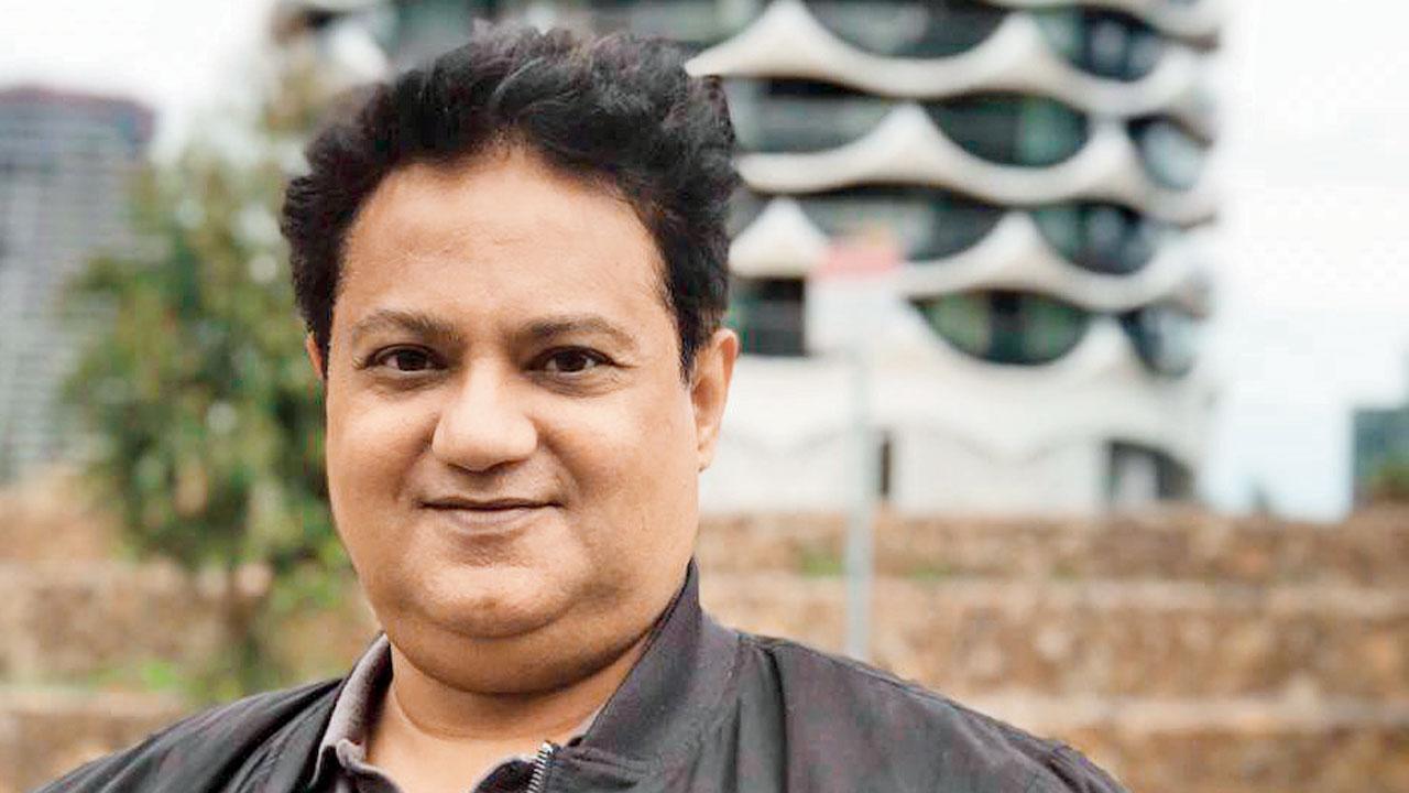 Ivan Pais, Resident, Santacruz East