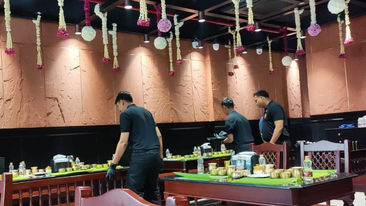 As Mumbai's Rameshwaram Cafe opens, check easy train, metro travel routes