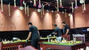 As Mumbai's Rameshwaram Cafe opens, check easy train, metro travel routes