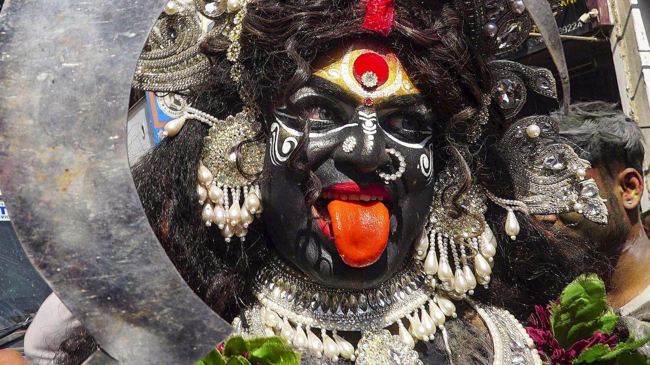 Rangbhari Ekadashi not only marks a religious milestone but also sets the tone for Holi, the festival of colour