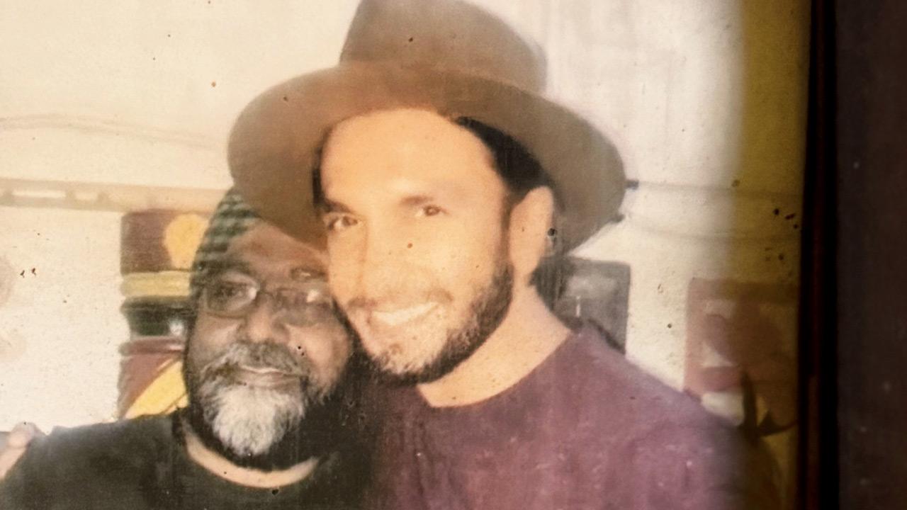 Pritpal Singh shares a moment with actor Ranveer Singh 