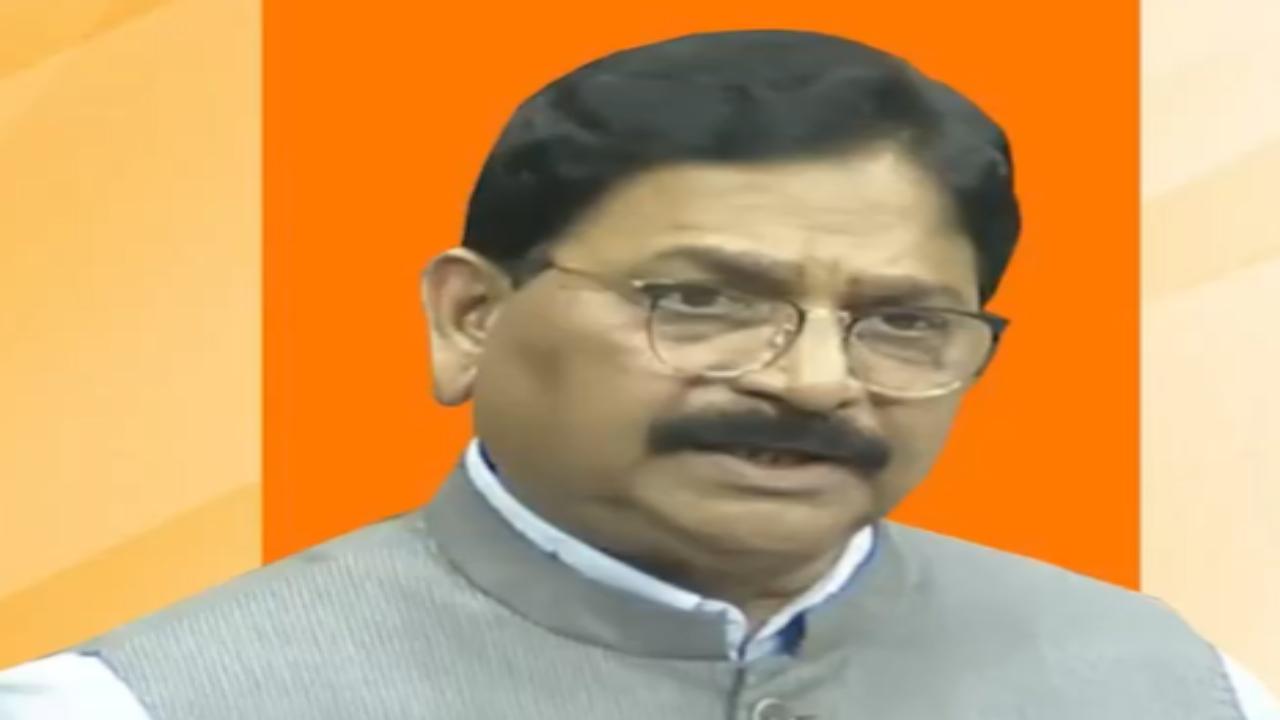 'Introduce special scheme to rejuvenate Mumbai rivers on Namami Gange lines'