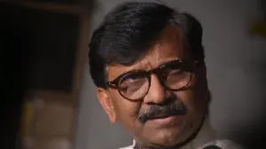 Maharashtra minister withdraws defamation case against Sanjay Raut