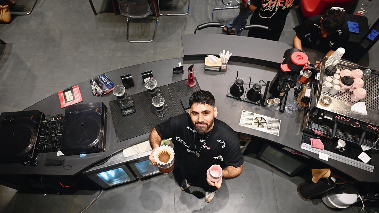 Brothers Neel and Rishiraj Kanwarjani started a café in Kandivli to avoid the Bandra saturation. Pic/Atul Kamble