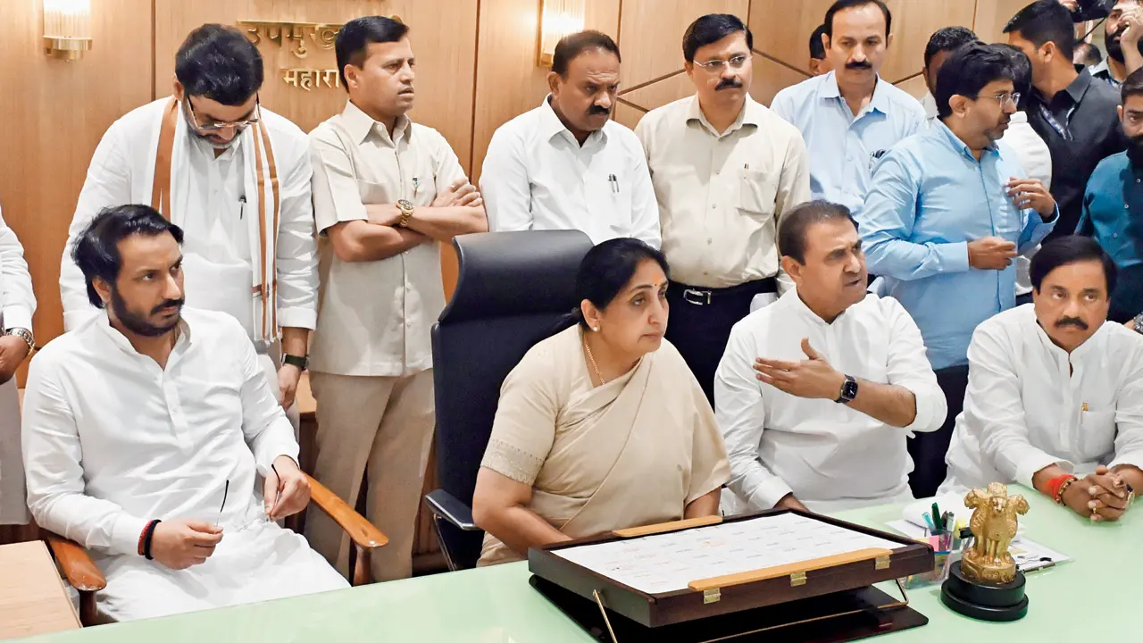 Sunetra Pawar takes charge in Pune, holds first NCP meeting