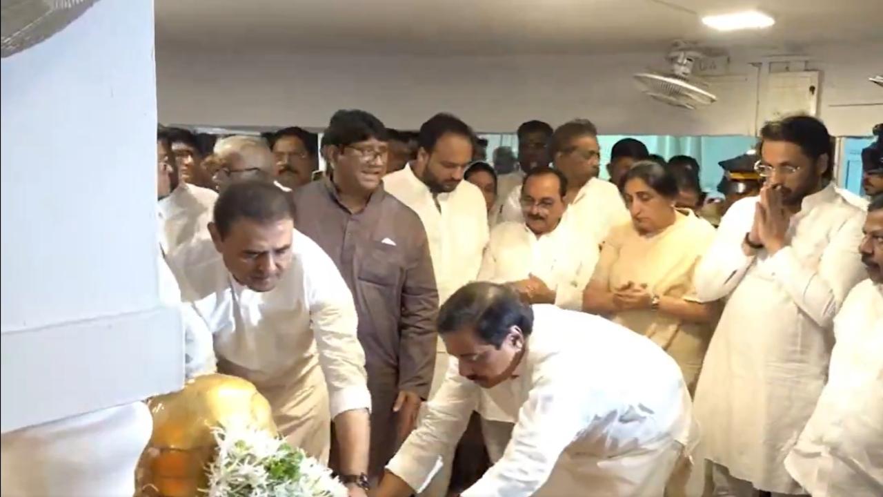 <p>Earlier, sources had stated that she is likely to also travel to Delhi to meet Central leaders, including Home Minister Amit Shah.</p> <p>Earlier, sources had stated that she is likely to also travel to Delhi to meet Central leaders, including Home Minister Amit Shah.</p>