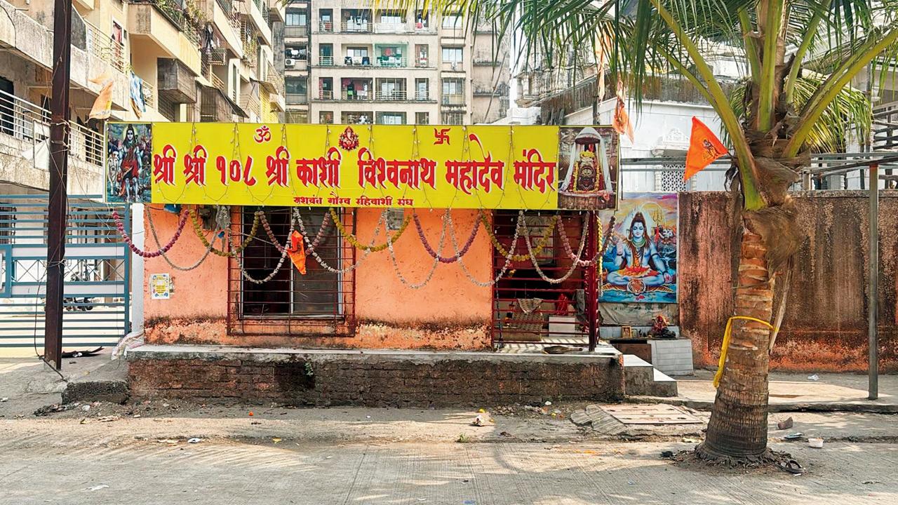 Kashi Vishwanath Temple in Nallasopara, where police claim the missing youth was dropped off before he disappeared again. Pics/By Special Arrangement