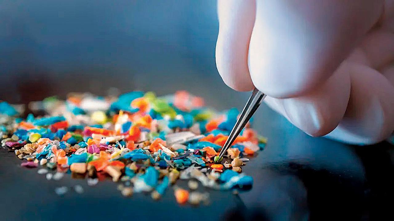 New solar method by Belgian researchers converts plastics into acetic acid