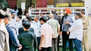 Family waits in anguish outside Upasani Hospital after Mumbai Metro tragedy