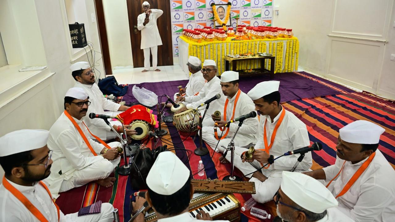NCP leaders and party workers were present at the NCP office in Mumbai who performed prayers on Sunday