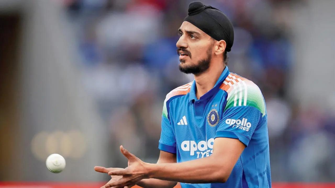 So far in 19 matches of the T20 World Cup, Arshdeep has registered 35 wickets with an average of 14.25 and an economy rate of 7.33. He also has a four-wicket haul to his name (Pic: File Pic)