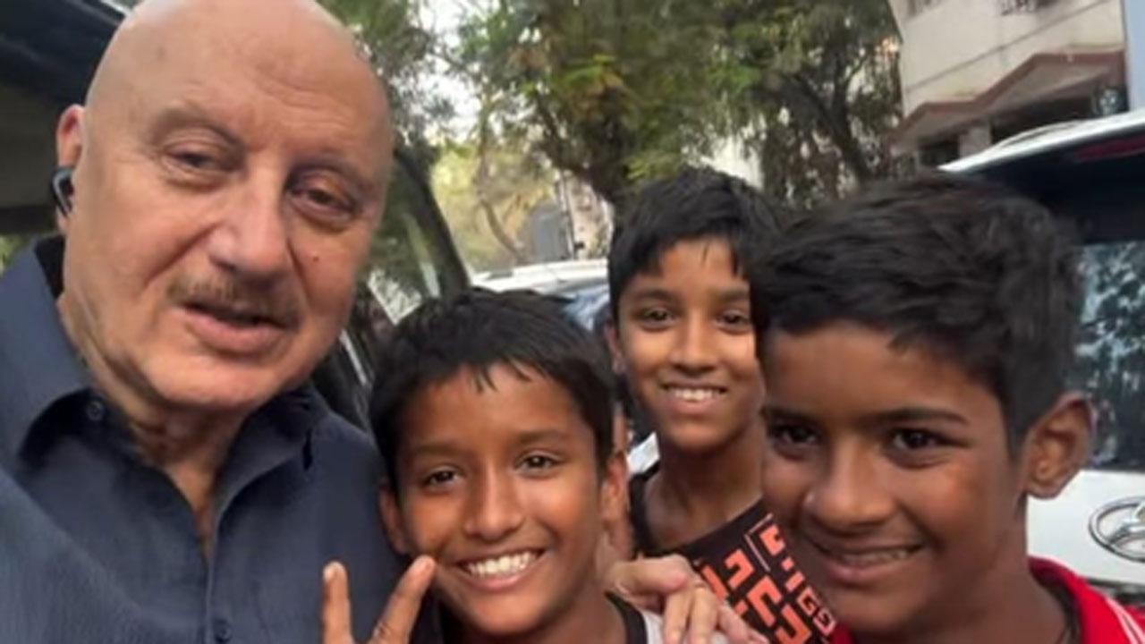 Anupam Kher keeps his promise to his young friends - Watch 