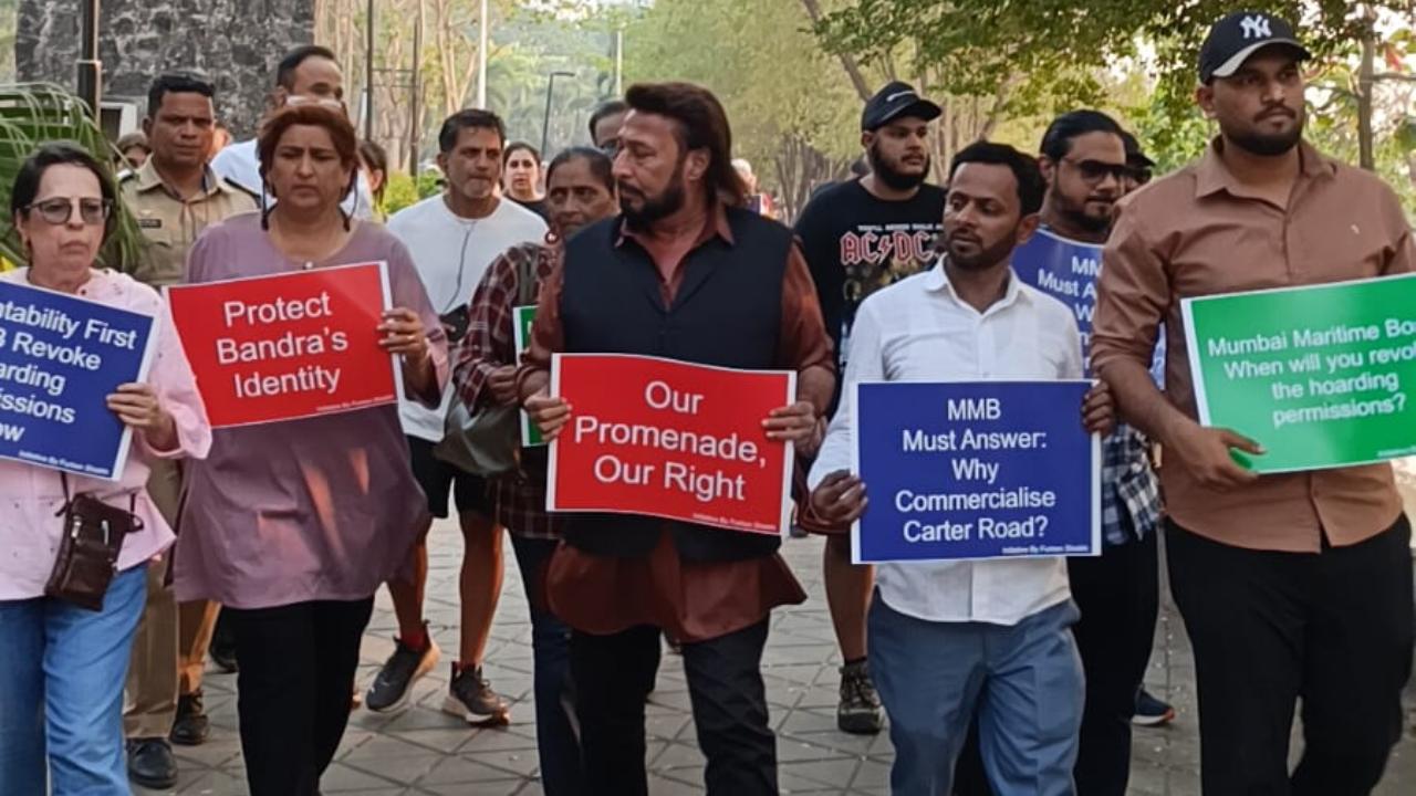 <p>During the protest, the residents have asked for detailed information about the approvals granted, if any, and whether due process has been followed</p>