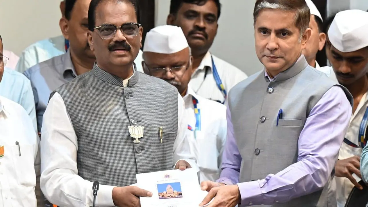 IN PHOTOS: Municipal Commissioner Bhushan Gagrani presents BMC Budget 2026