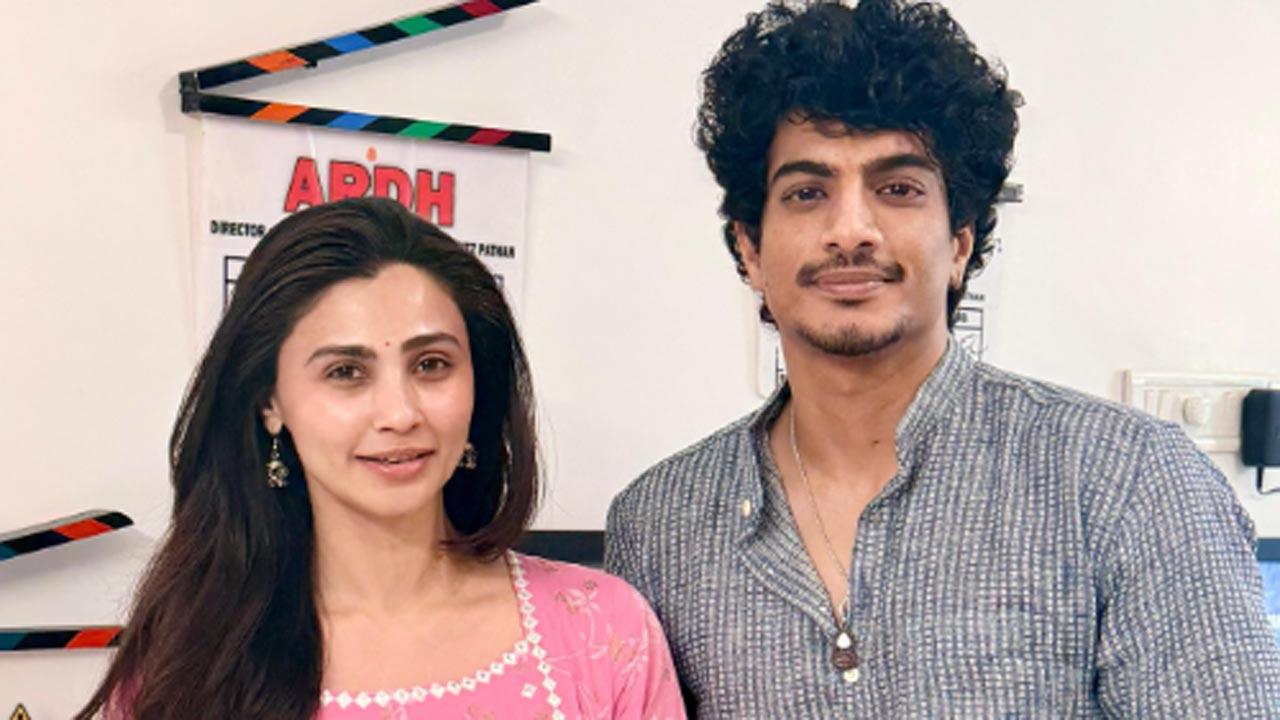 Daisy Shah joins Shreyas Talpade in Palaash Muchhal's directorial