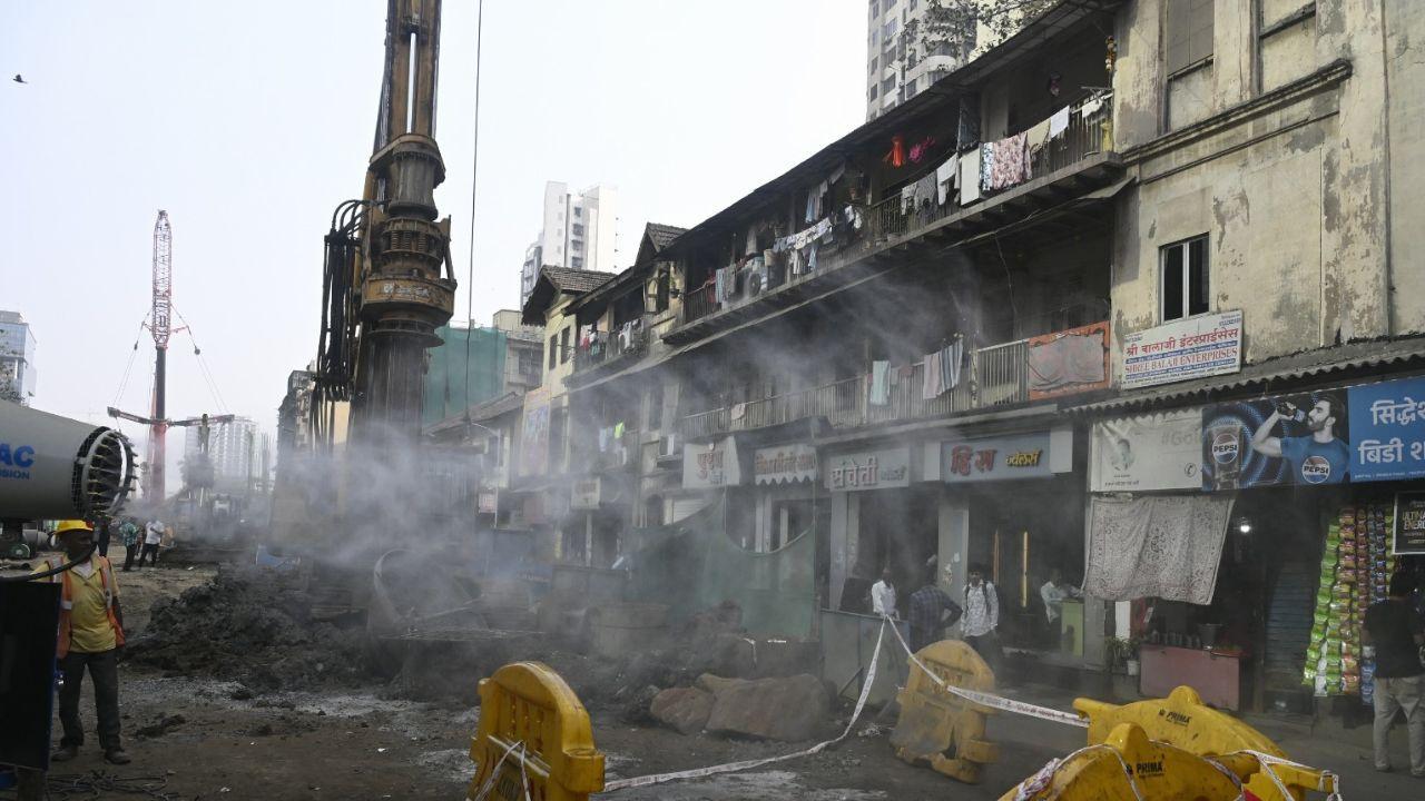 Several residents from the Parel and Prabhadevi areas have raised the issue of air, dust and noise pollution due to the ongoing construction activity at the site
