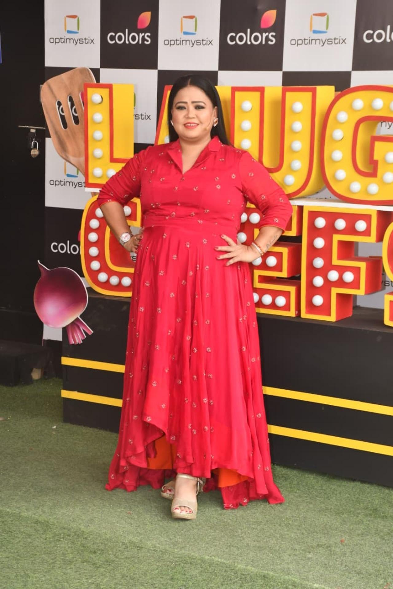 Bharti Singh looked stunning in a bold red dress, radiating confidence and charm. Her vibrant look perfectly matched her lively personality.