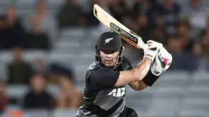 Glenn Phillips' crucial 39-run knock helps New Zealand cruise to 159 runs