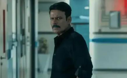 Manoj Bajpayee in Ghooskhor Pandat