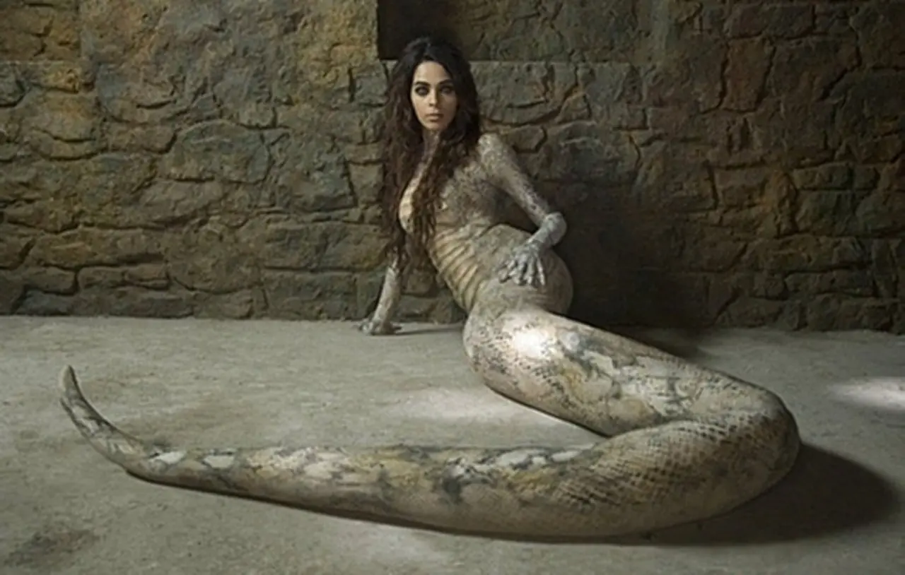 Hisss (2010)
A man, diagnosed with brain cancer, seeks to obtain 'nagmani' to become immortal. However, a mystical cobra shows up.