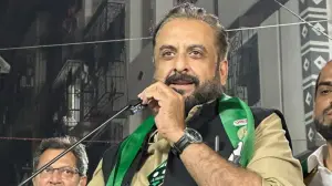 AIMIM expels its corporator for backing BJP candidate in Amravati mayor poll